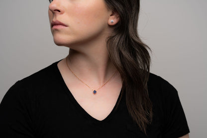 Dainty Gemstone Clover necklace